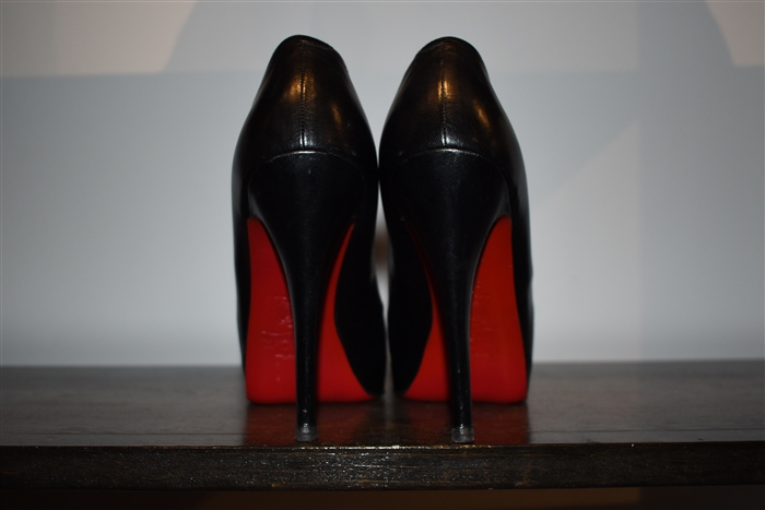 Black Leather Christian Louboutin Peep-Toe, size 9.5