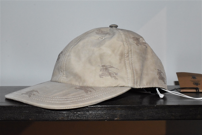 Beige Melange Burberry Cap, size S
