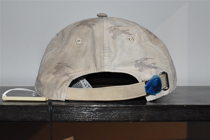 Beige Melange Burberry Cap, size S