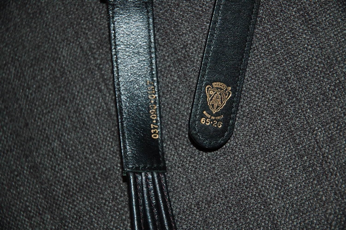 Black Leather Gucci - Vintage Belt, size XS