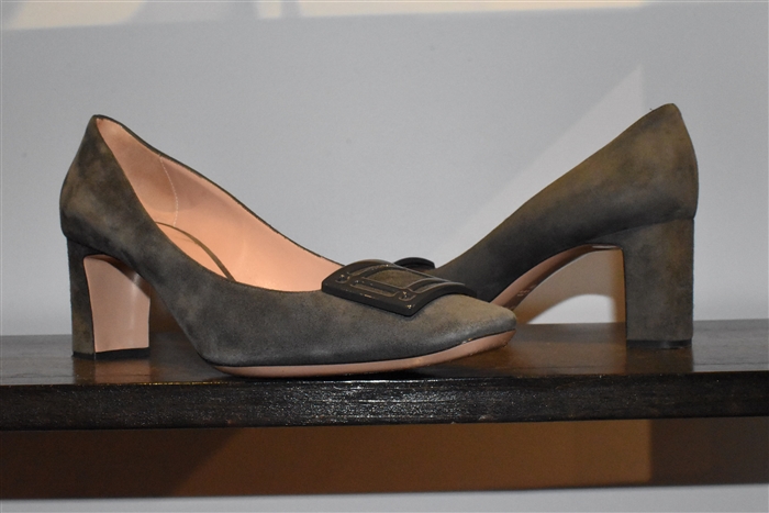 Lead Giorgio Armani Pumps, size 9