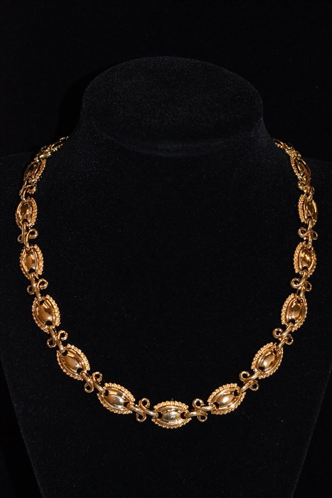 Gold Nina Ricci - Vintage Necklace, size O/S