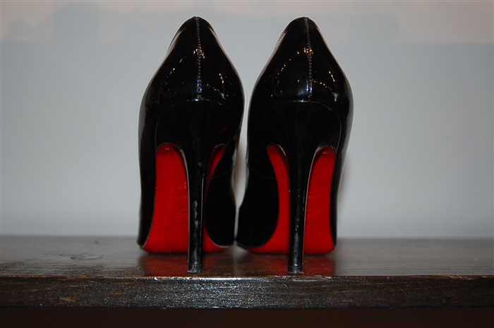 Black Patent Christian Louboutin Pumps, size 7