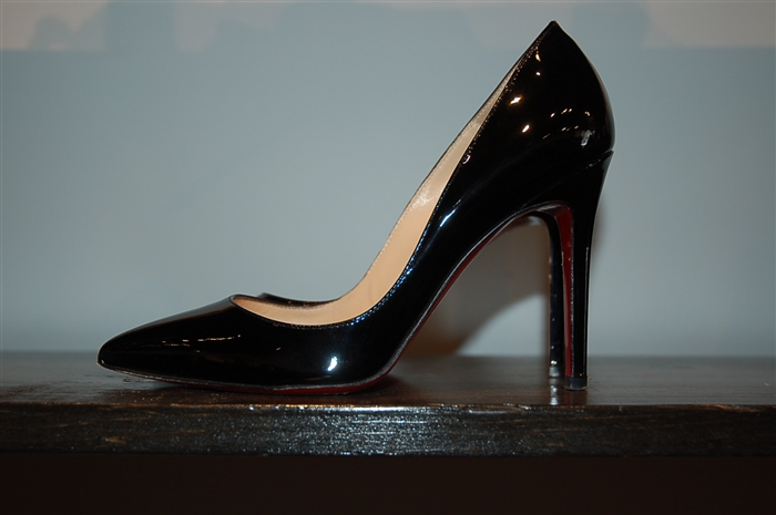 Black Patent Christian Louboutin Pumps, size 7