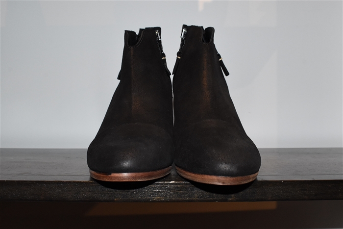 Black Leather Rag & Bone Ankle Boots, size 10