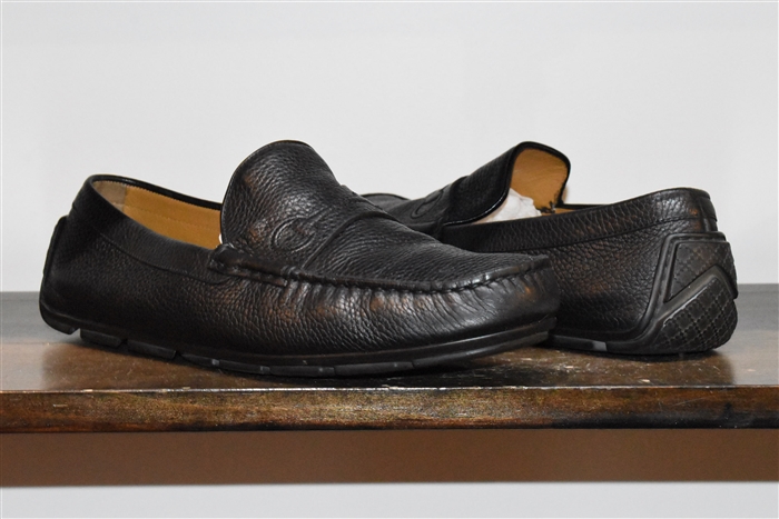 Black Leather Gucci Loafer, size 10.5
