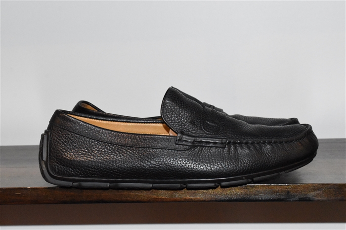 Black Leather Gucci Loafer, size 10.5