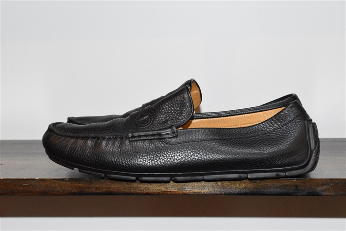 Black Leather Gucci Loafer, size 10.5
