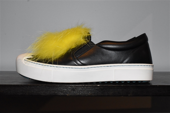 Black Leather Fendi Sneaker, size 7.5