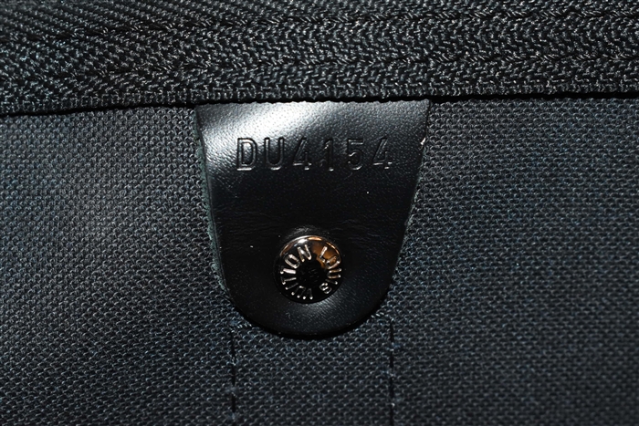 Damier Graphite Louis Vuitton Duffle, size L