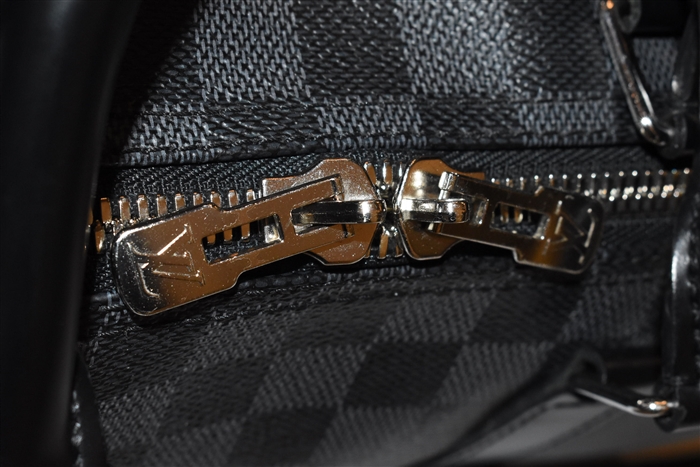 Damier Graphite Louis Vuitton Duffle, size L