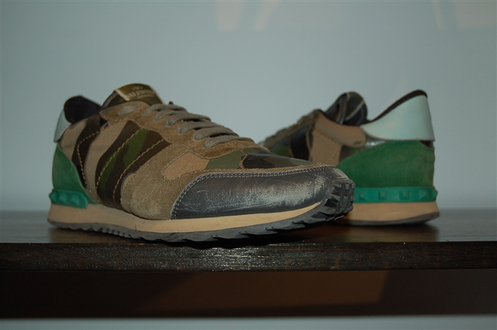 Camouflage Valentino Sneaker, size 8