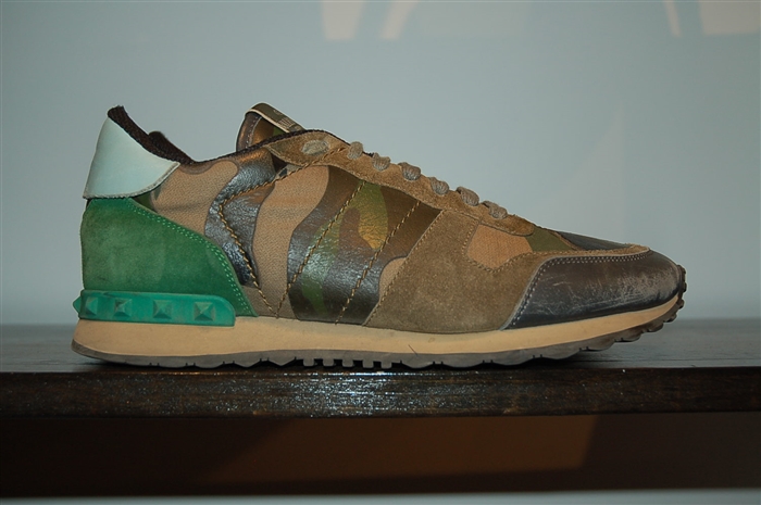 Camouflage Valentino Sneaker, size 8