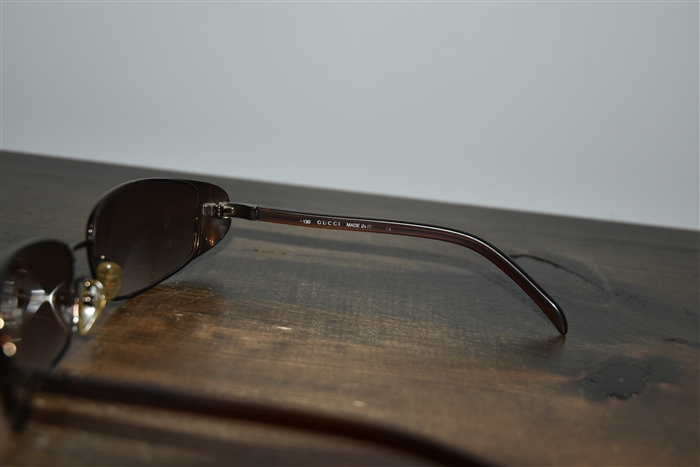 Dark Bronze Gucci Sunglasses, size O/S
