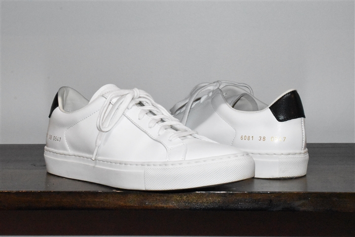 White Leather Common Projects Sneaker, size 8