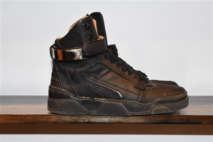 Black Leather Givenchy High-Top Sneakers, size 10