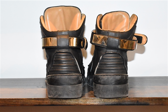 Black Leather Givenchy High-Top Sneakers, size 10