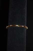 Gold Nina Ricci Bracelet, size O/S