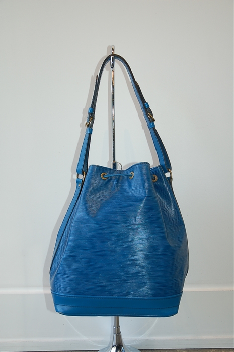 Toledo Blue Louis Vuitton Bucket Bag, size L