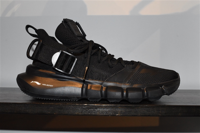 Basic Black Neil Barrett Sneaker, size 10