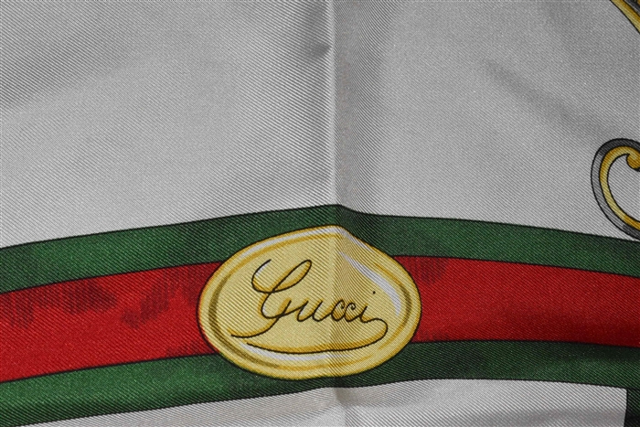 Print Gucci - Vintage Silk Scarf, size O/S