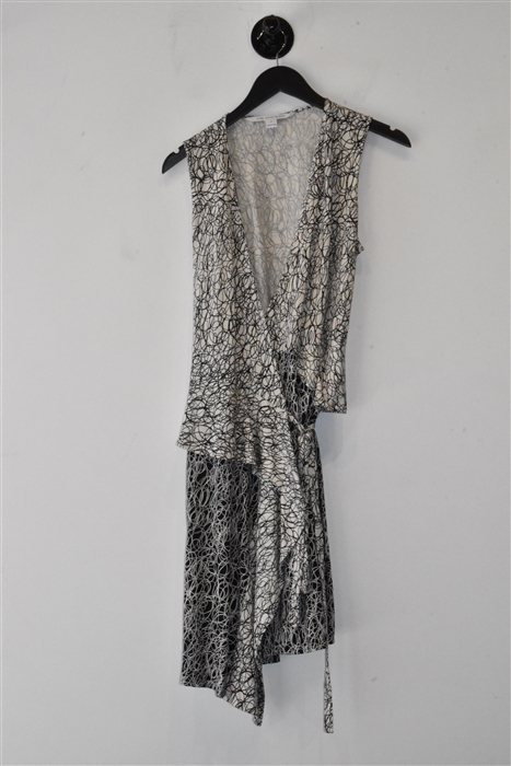 White & Black Diane von Furstenberg Wrap Dress, size 10