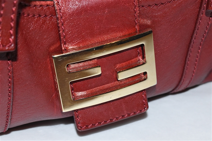 Dark Red Fendi Handbag, size S