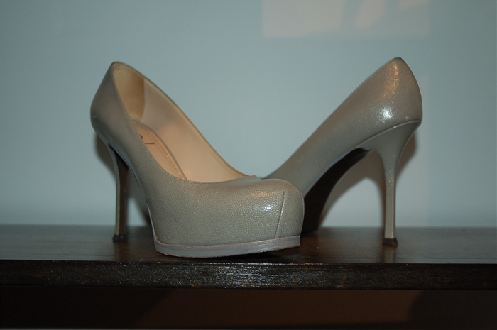 Taupe Saint Laurent Pumps, size 9