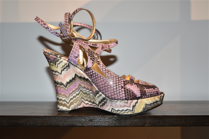 Mauve Missoni Wedge, size 8