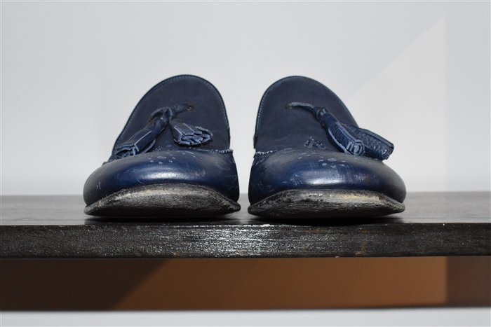 Navy Salvatore Ferragamo Loafer, size 8