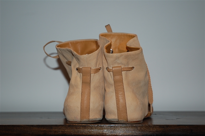 Tan See by Chloe Sandal, size 7