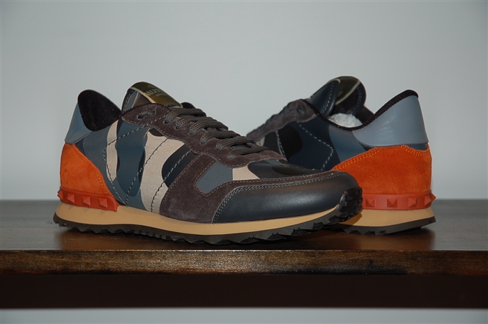 Camouflage Valentino Sneaker, size 7
