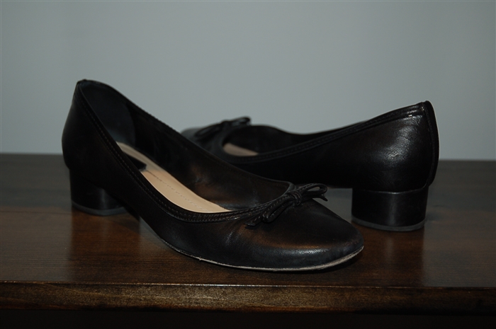 Black Leather Dior Slippers, size 8.5