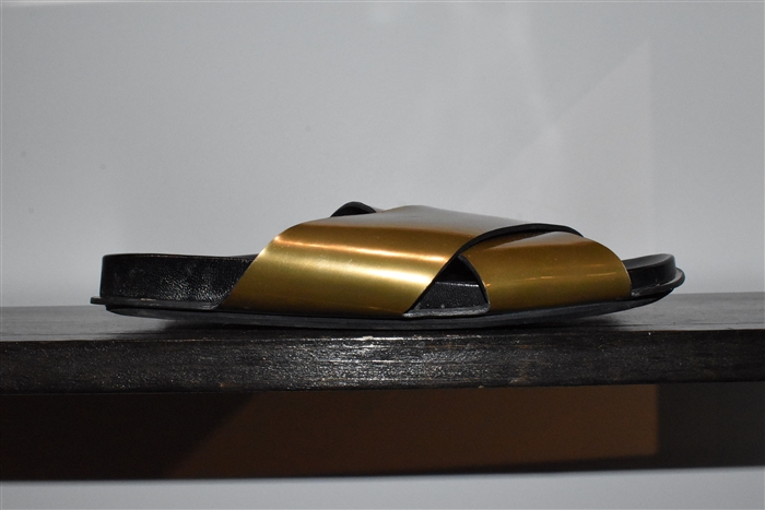 Gold Marni Slides, size 6