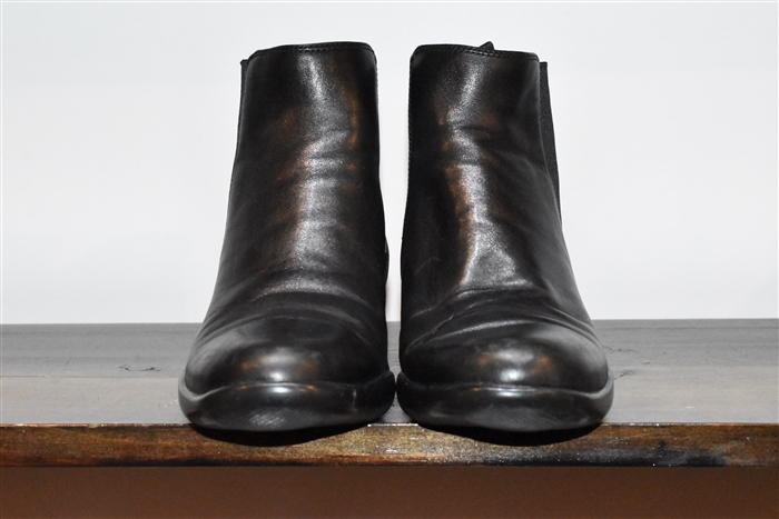 Black Leather Prada Chelsea Boots, size 8