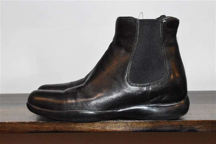 Black Leather Prada Chelsea Boots, size 8