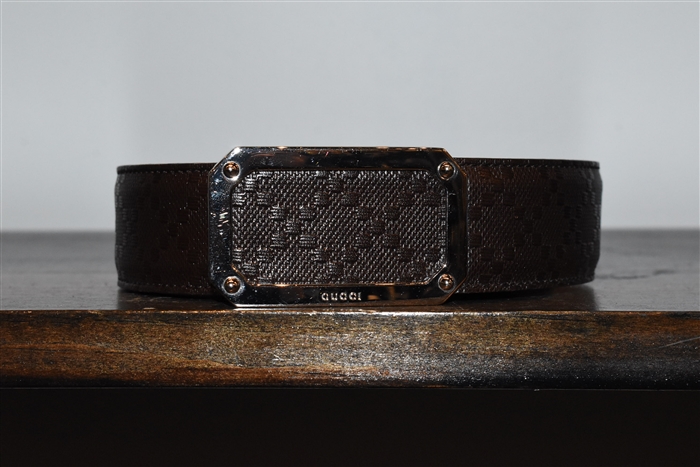 Dark Leather Gucci Belt, size XL