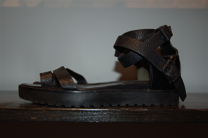 Black Leather Alexander Wang Sandal, size 7