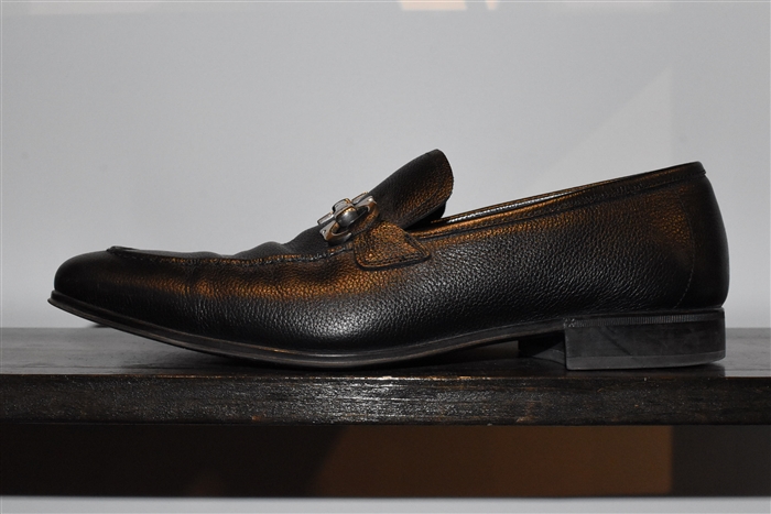 Black Leather Salvatore Ferragamo Loafer, size 10