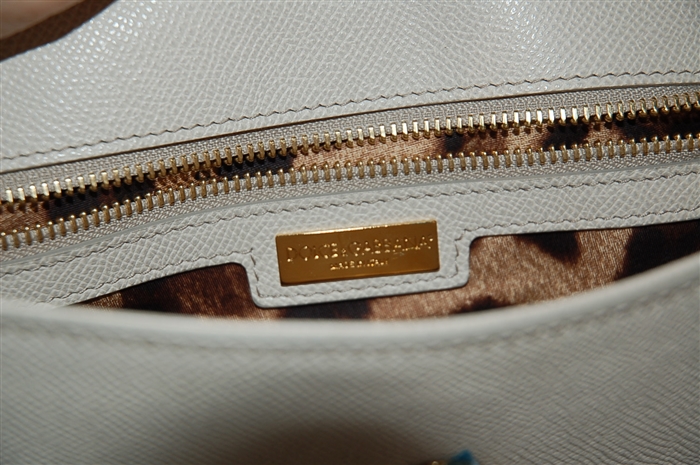Ivory Dolce & Gabbana Handbag, size M