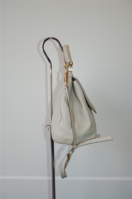 Ivory Dolce & Gabbana Handbag, size M