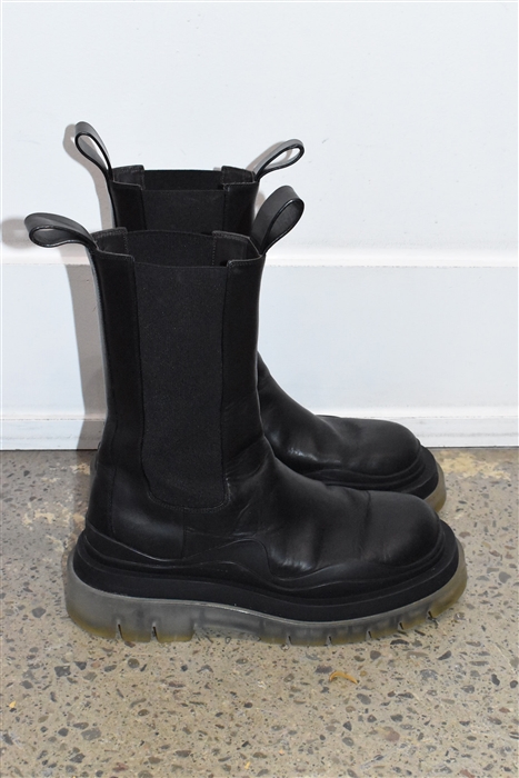 Black Leather Bottega Veneta Boots, size 9
