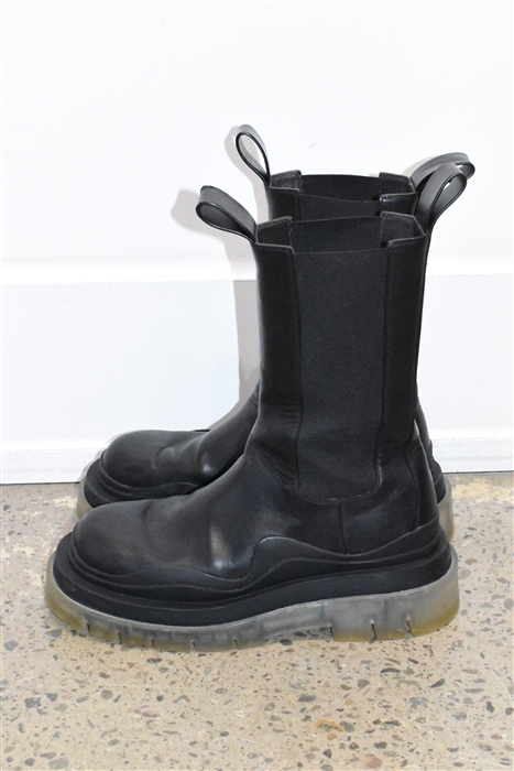 Black Leather Bottega Veneta Boots, size 9