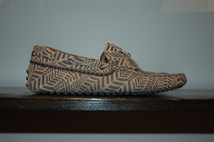 Abstract Print Tod's Loafer, size 7.5