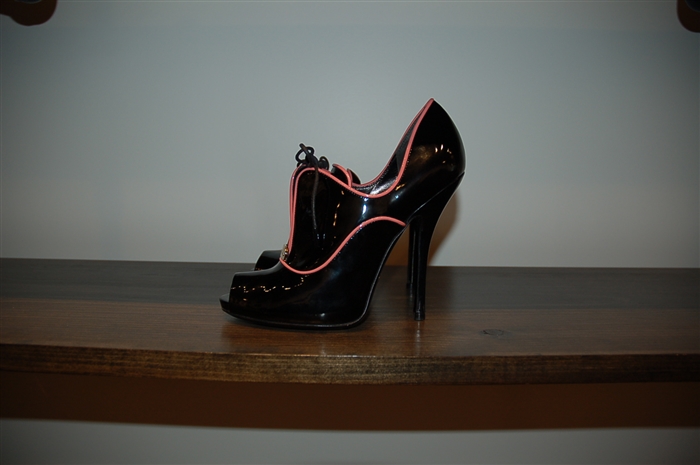 Black Patent Gucci Booties, size 5.5