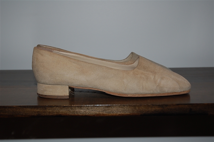 Pale Beige Giorgio Armani Flats, size 8.5