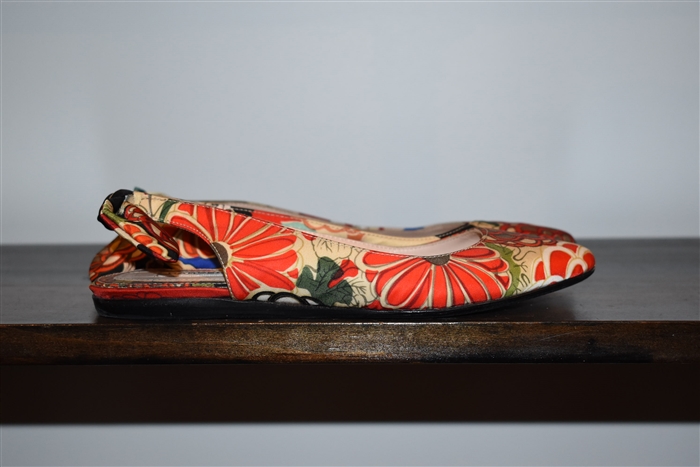 Floral Carven Flats, size 6.5