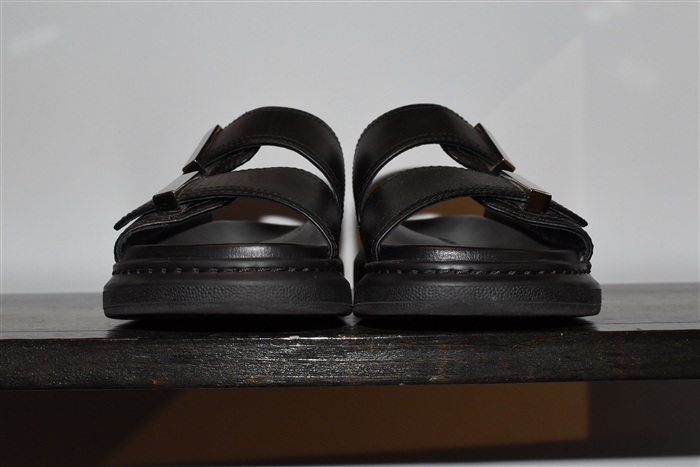 Black Leather Alexander McQueen Slides, size 7