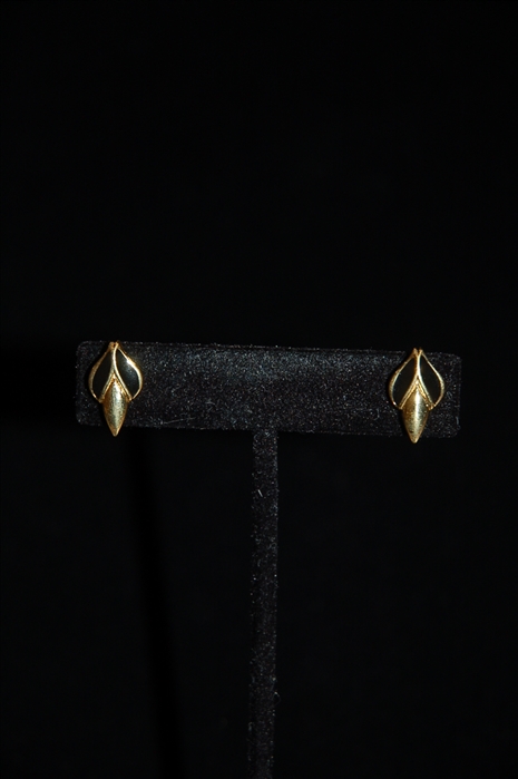 Gold Nina Ricci Earrings, size O/S