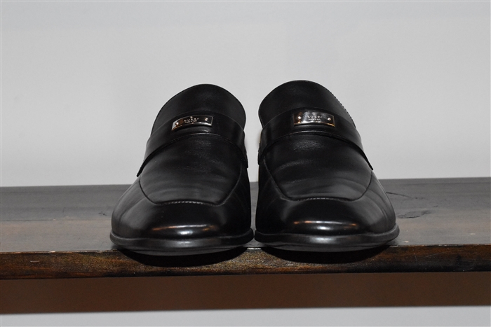 Black Leather Gucci Loafer, size 9.5